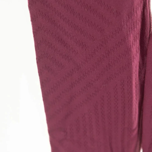 Lululemon Reveal Tight *Mesh Stripes Marvel | 4 - Picture 5 of 9